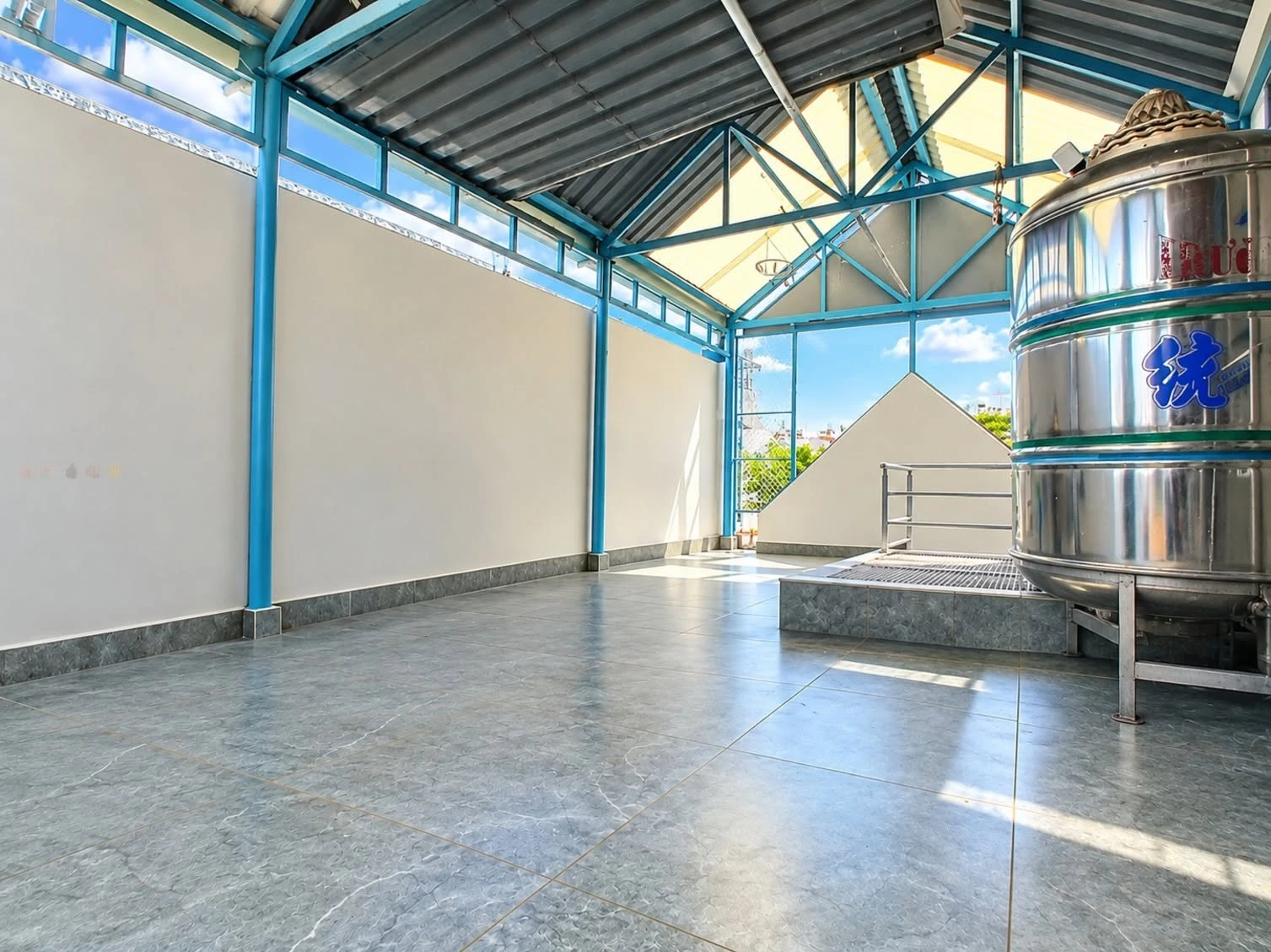 Bán nhà hẻm xe hơi 4 tầng + sân thượng 3,8x13m, 4PN, Cư Xá Nguyễn Cảnh Chân, Quận 1 - Ảnh 1