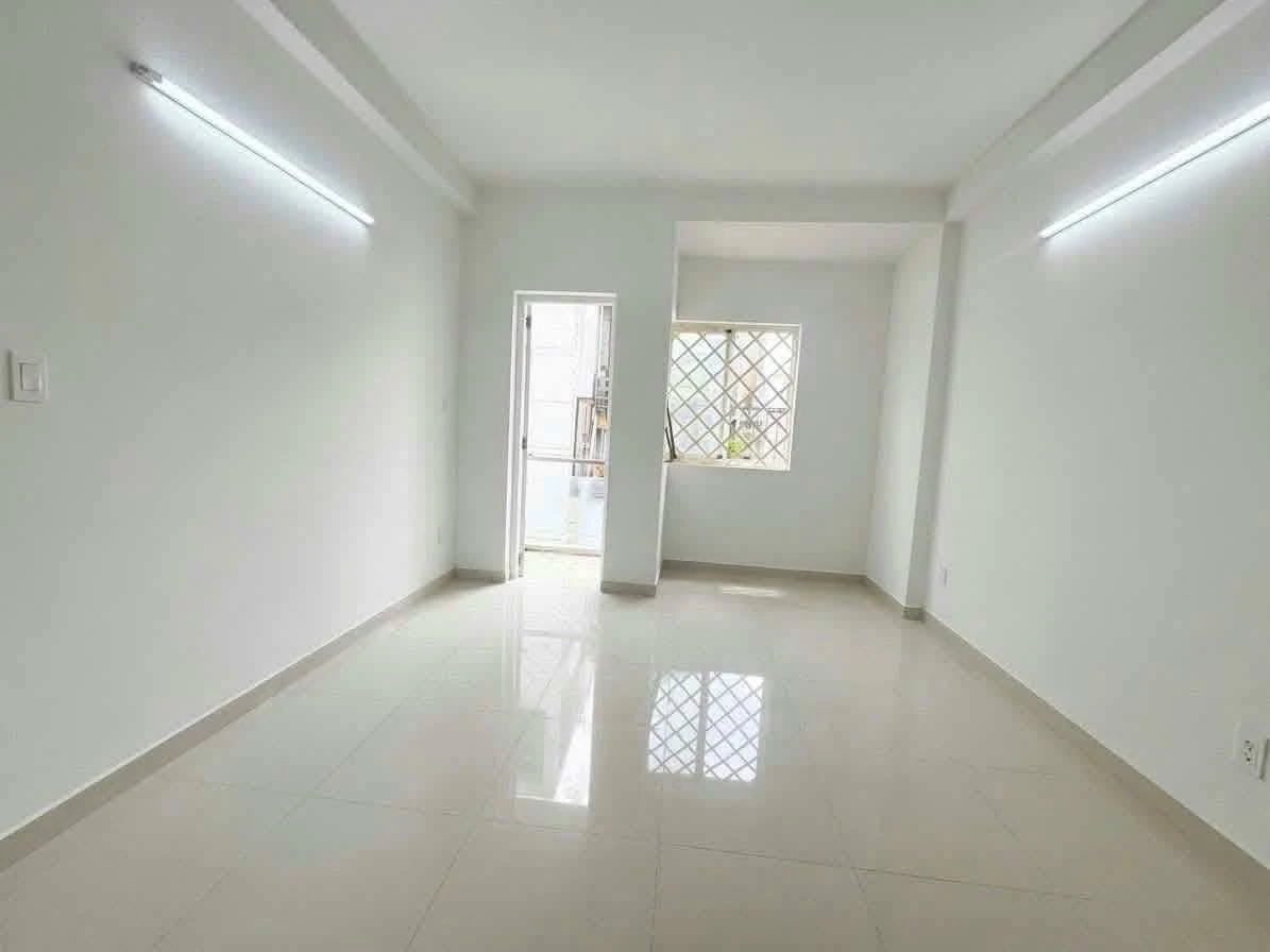 Cho thuê nhà phố 2PN, 32m² Tân Định, Quận 1 - Ảnh thu nhỏ 3