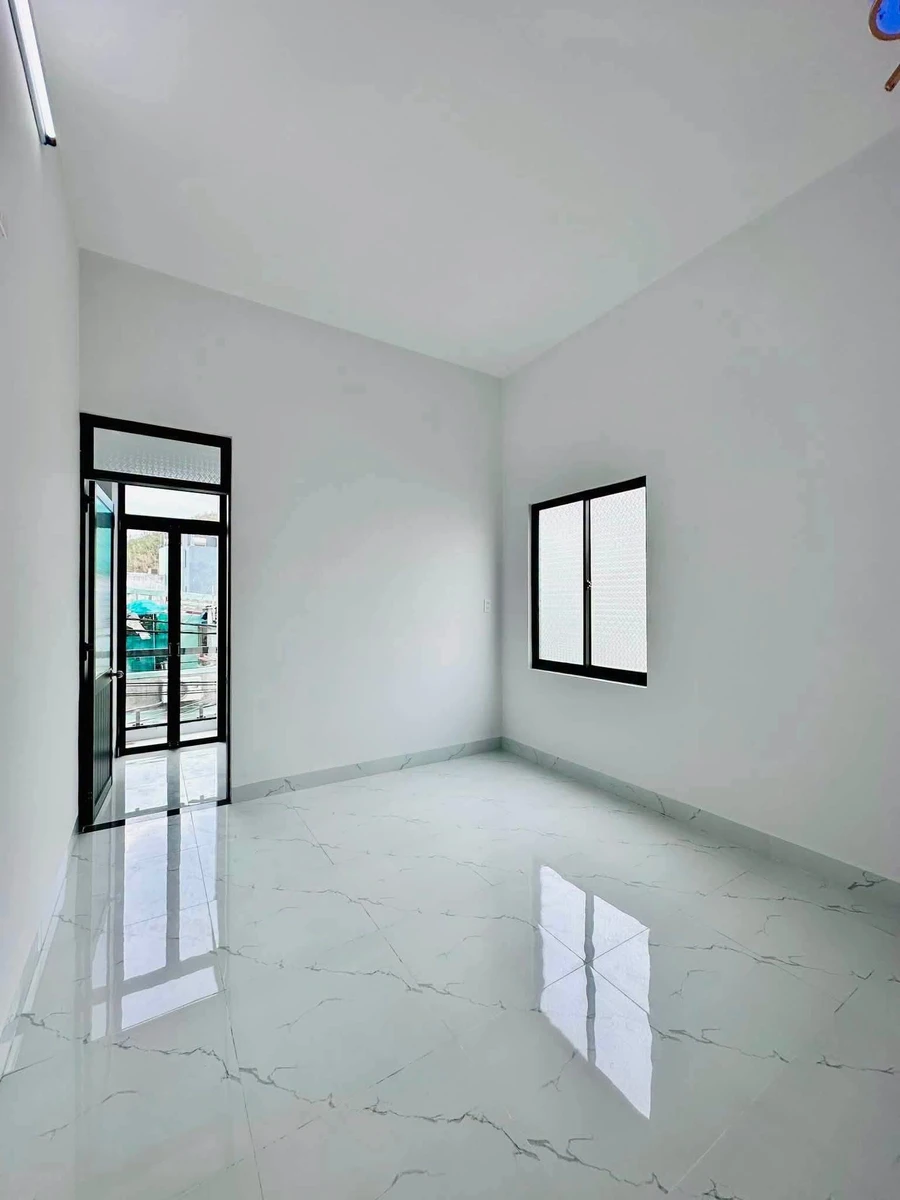Bán nhà 1 mê hẻm Trần Hưng Đạo 58m² 3PN 2,85 tỷ - Ảnh thu nhỏ 2