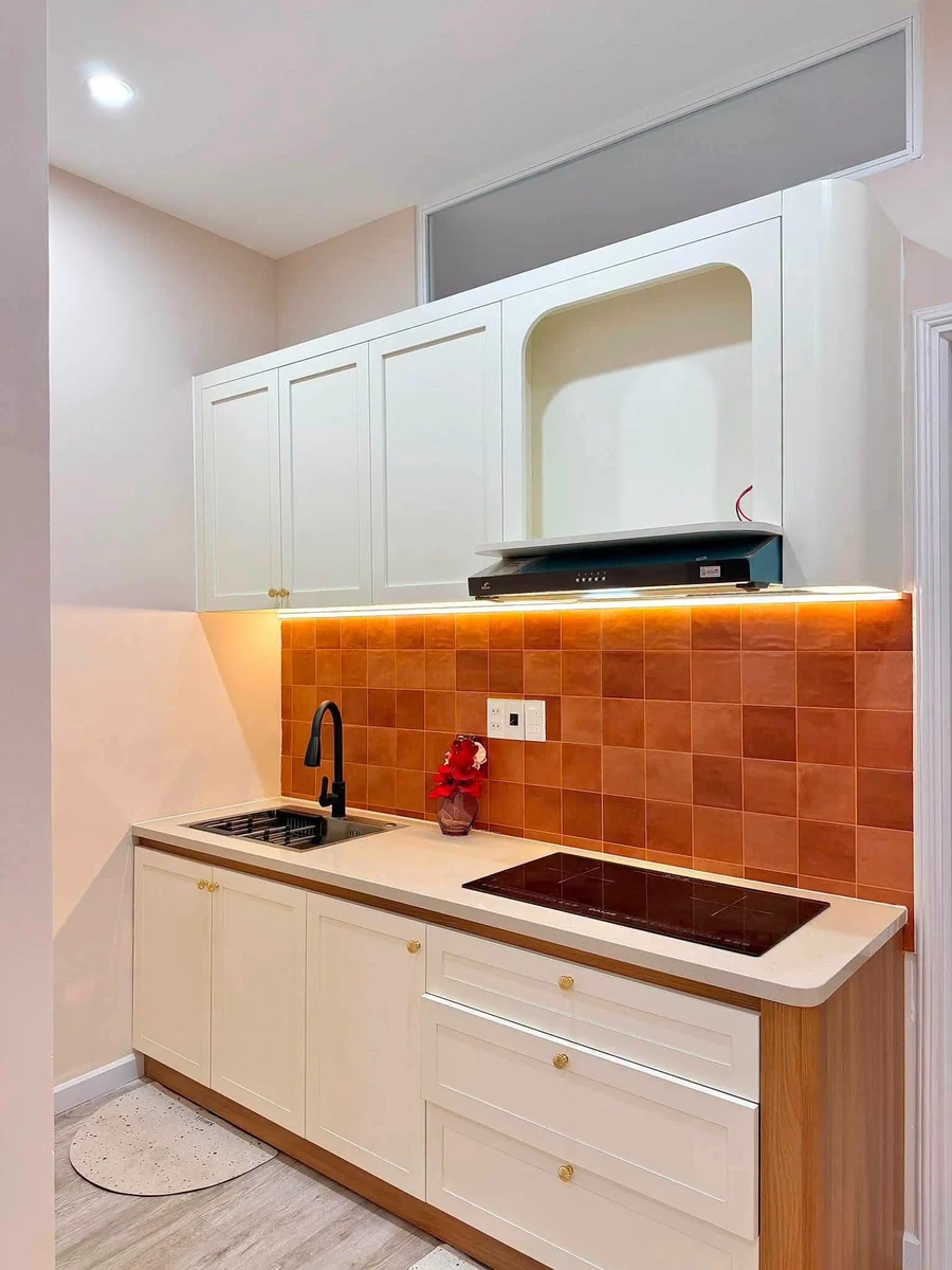 Bán nhà 2 tầng nội thất đầy đủ 44m² Quận 1 giá 3.58 tỷ - Ảnh thu nhỏ 5