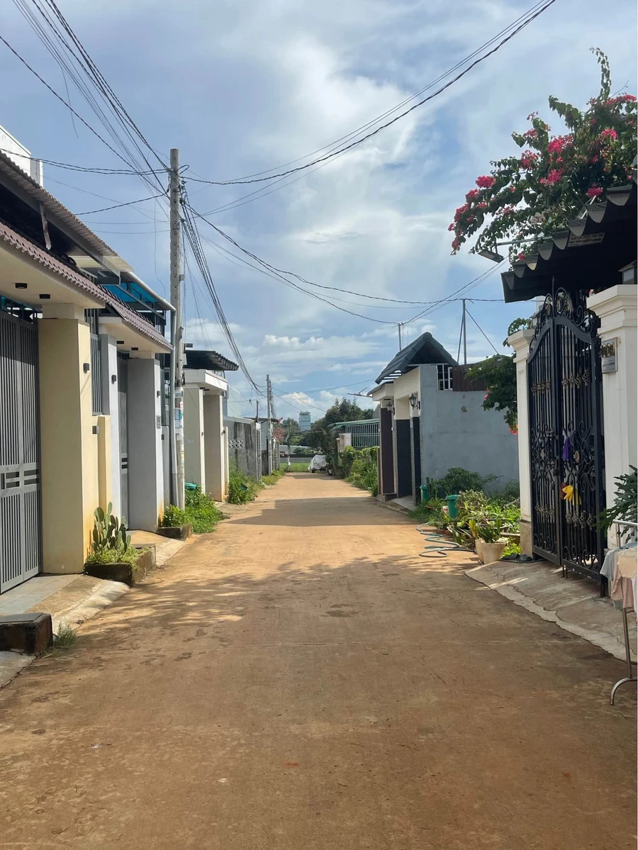 Bán đất hẻm Nguyễn Trí Phương 120m² giá 2 tỷ 290 triệu - Ảnh thu nhỏ 2