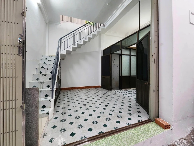 Bán nhà hẻm Nguyễn Trãi 21m2, 1 tỷ 451 triệu, Quy Nhơn