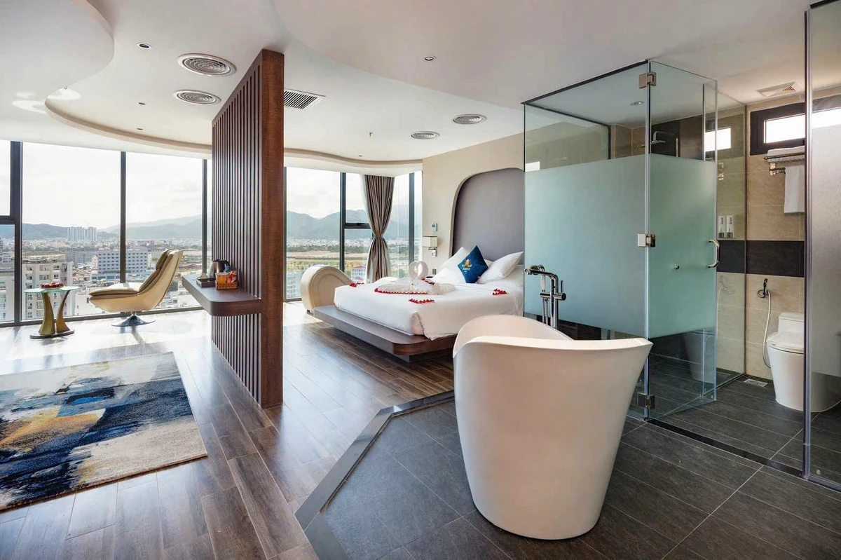 Bán khách sạn 44 phòng mặt tiền Biệt Thự, Nha Trang, 142m² - Ảnh thu nhỏ 2