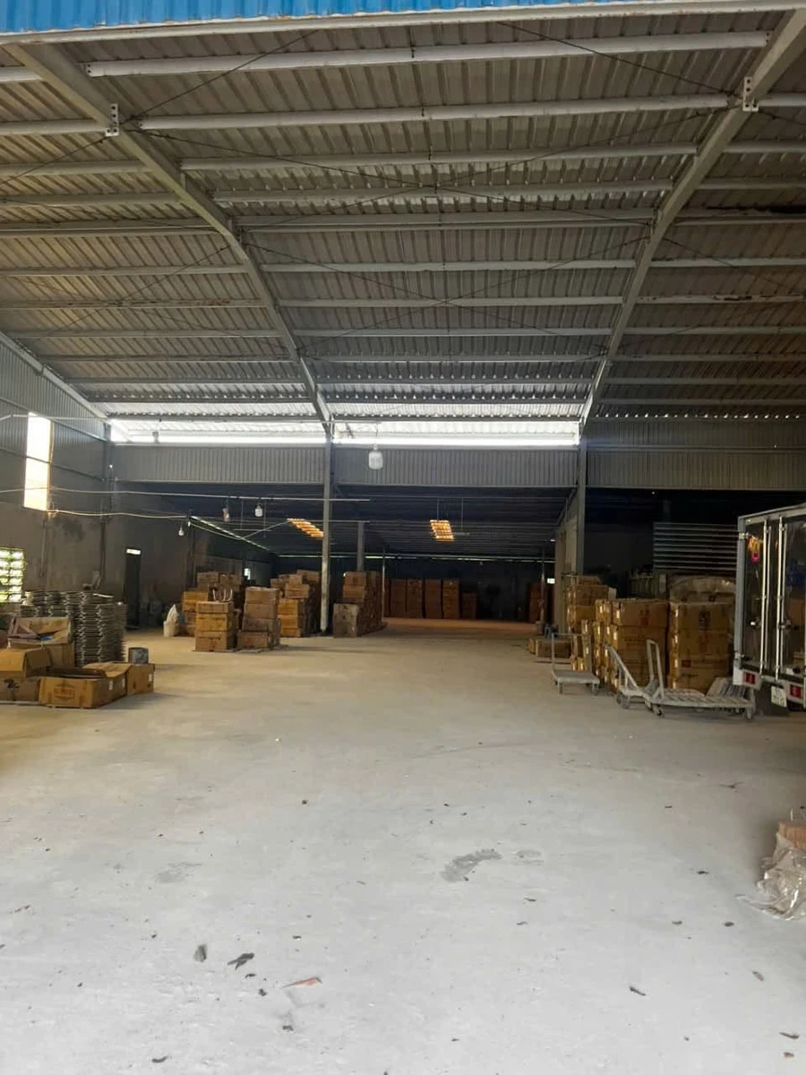 Cho thuê xưởng Mỹ Phước 2000m² 80tr/tháng - Ảnh 1