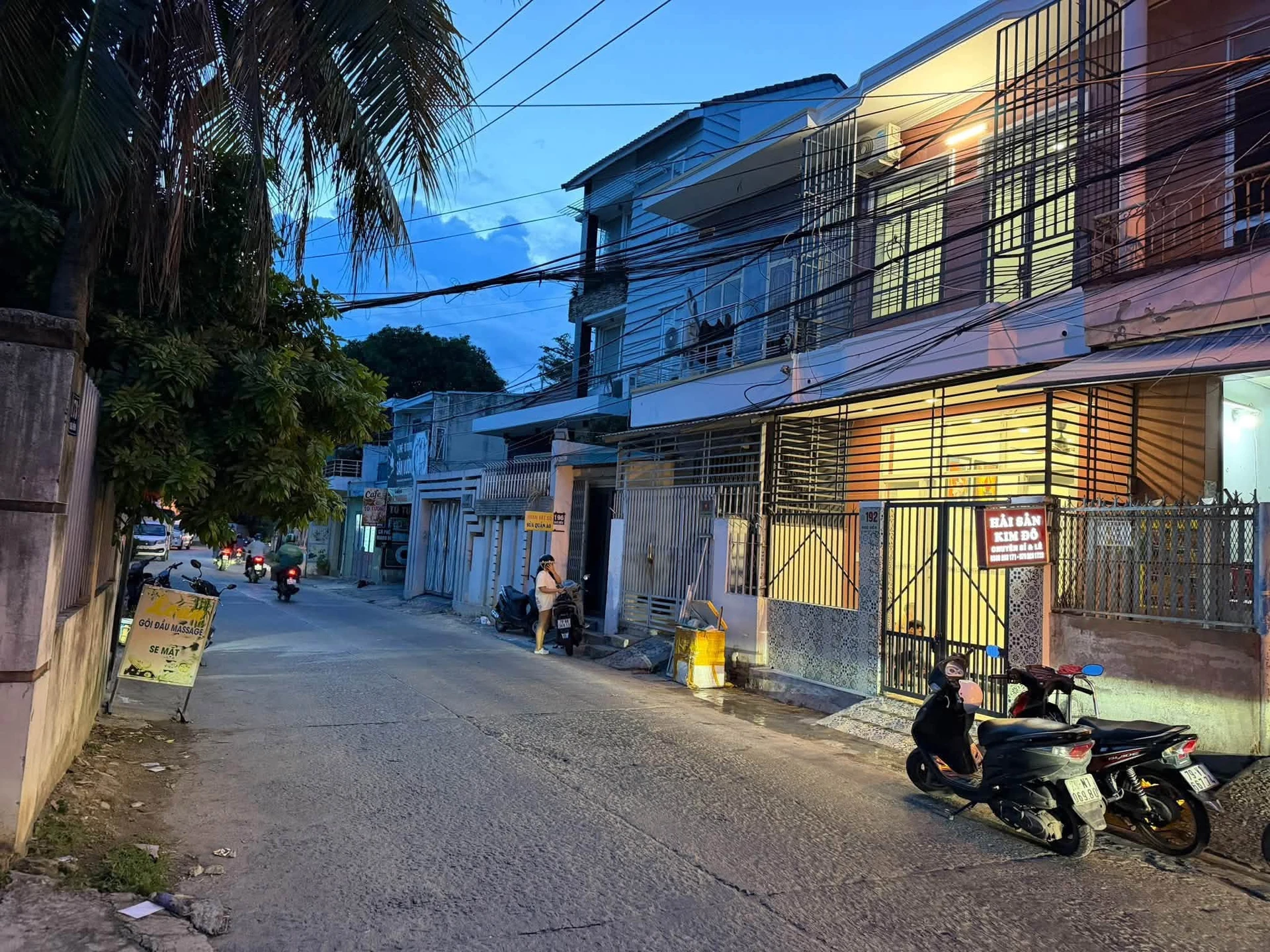 Bán nhà 2 tầng mặt tiền 192 Ngô Đến, Nha Trang, 31,1m2, giá 2,35 tỷ - Ảnh 1