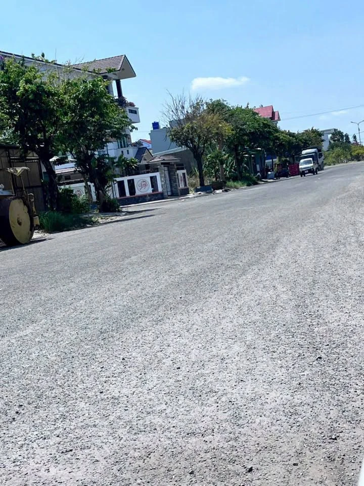 Bán nhà 1 trệt 1 lầu 193m2 mặt tiền Bến Tre - Ảnh thu nhỏ 2