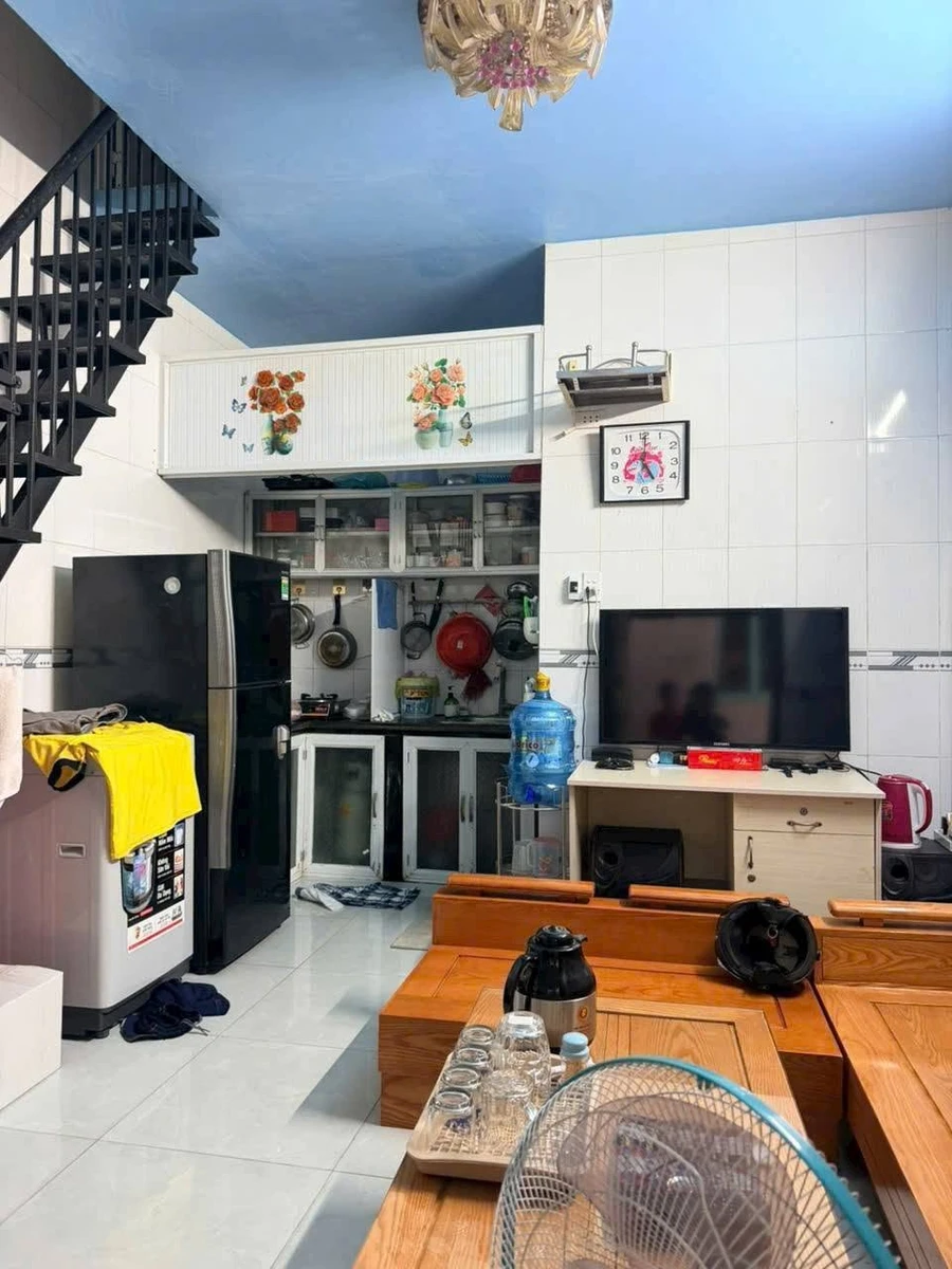 Bán nhà 1 trệt 1 lầu 3.5x6m hẻm Tân Chánh Hiệp 35, Trung Mỹ Tây, Quận 12 giá 1,05 tỷ - Ảnh thu nhỏ 2