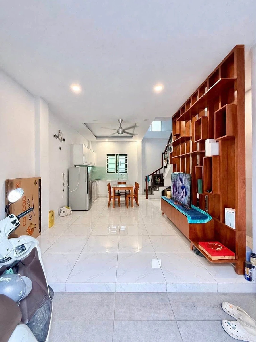 Bán nhà góc 2 mặt hẻm xe hơi 41m², 3 phòng ngủ, gần BV Thống Nhất, Tân Bình, giá hơn 7 tỷ - Ảnh thu nhỏ 2