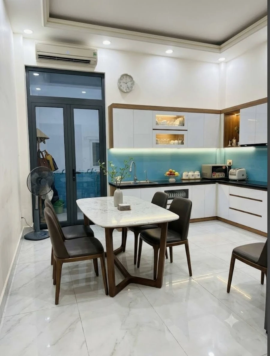 Bán nhà 4 tầng 4PN cạnh Đầm Sen Q11, 58.5m2, 12 tỷ - Ảnh thu nhỏ 3