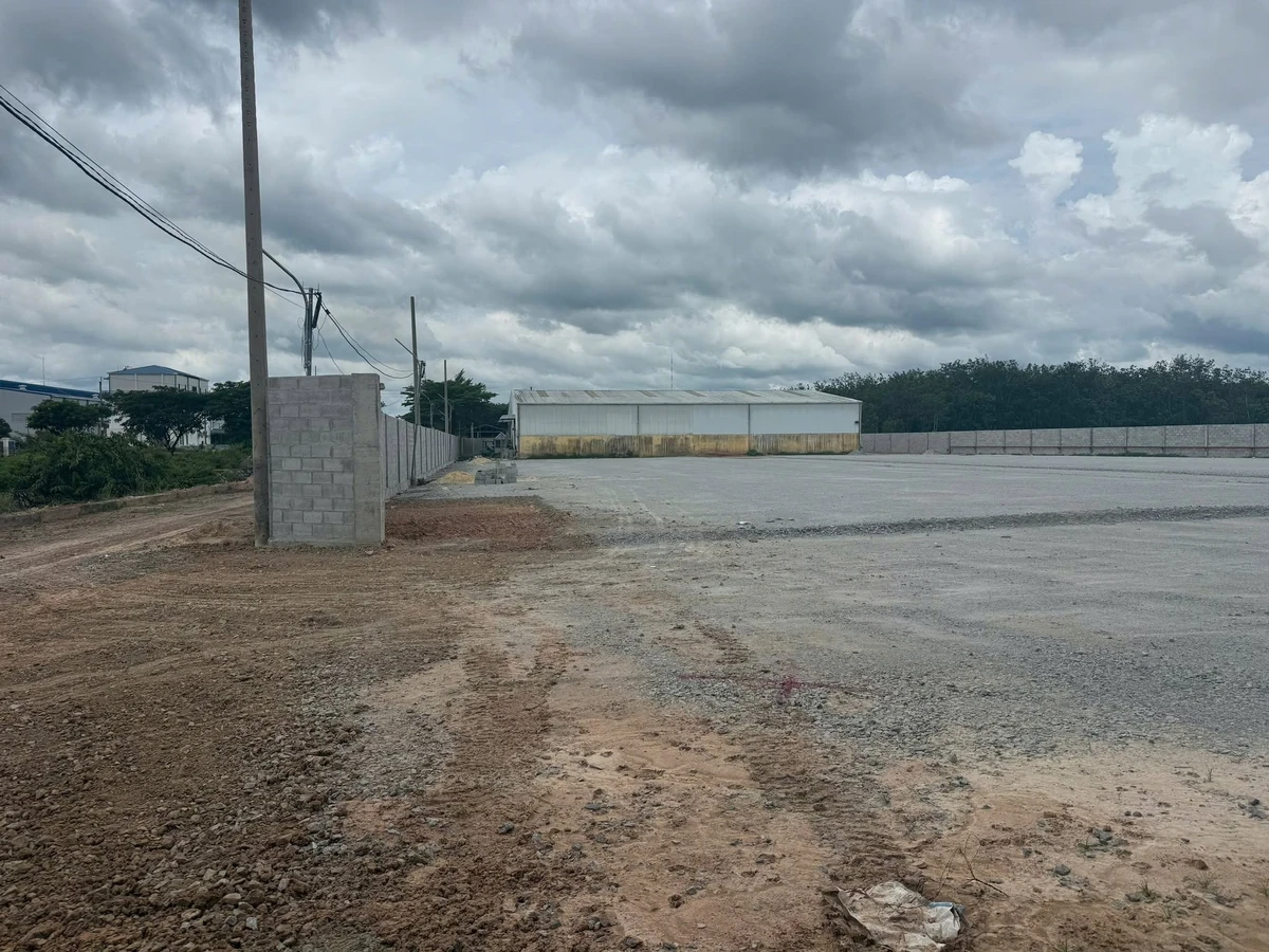 Cho thuê bãi rìa KCN Chơn Thành 5700 m² - Ảnh 1