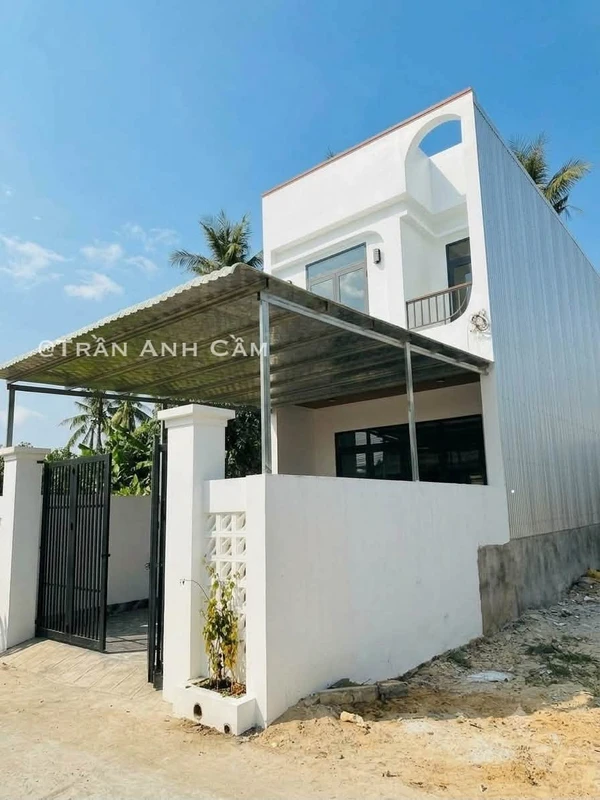 Bán nhà 2 tầng hẻm 331 Nguyễn Công Phương, Quảng Ngãi, 5x21m, 3 phòng ngủ