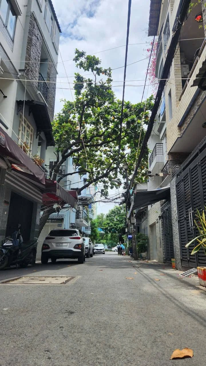Bán nhà hẻm xe hơi 68m2 Huỳnh Văn Bánh Phú Nhuận - Ảnh 1