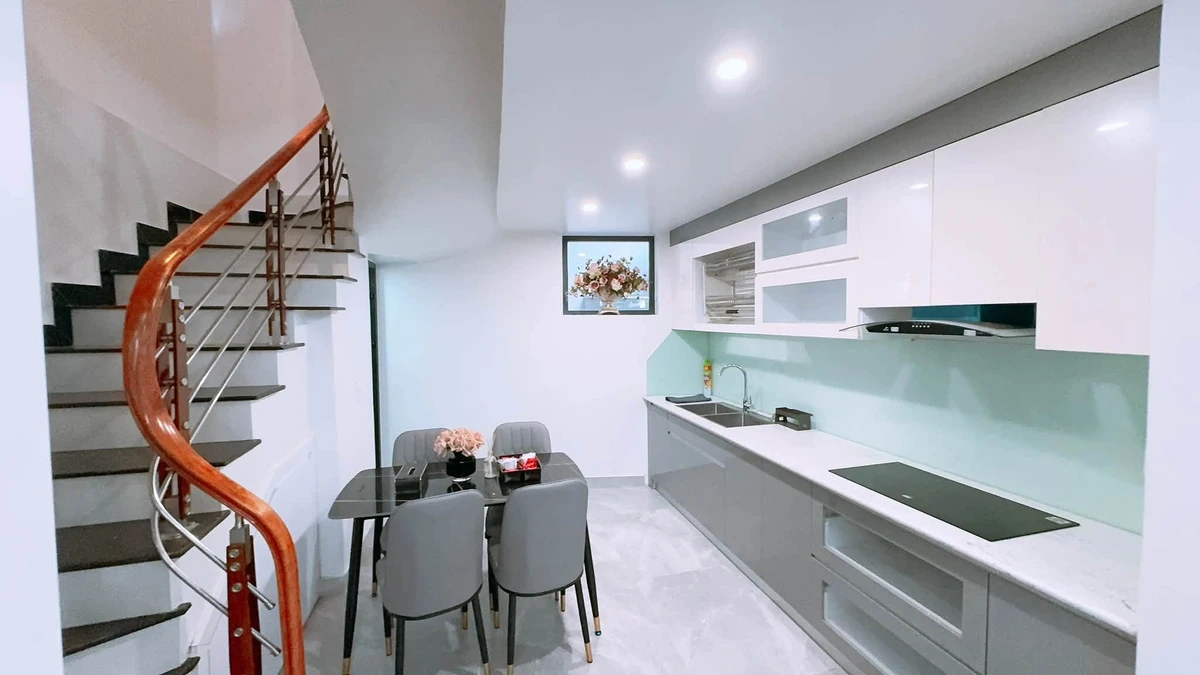 Nhà phố Hồ Sen 4 tầng 56m² 4,05 tỷ - Ảnh thu nhỏ 3