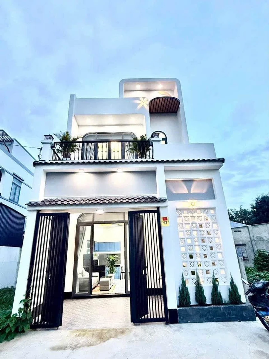 Nhà lầu mới Tây Ninh 3 phòng ngủ, 73m2 giá 1,7 tỷ - Ảnh 1