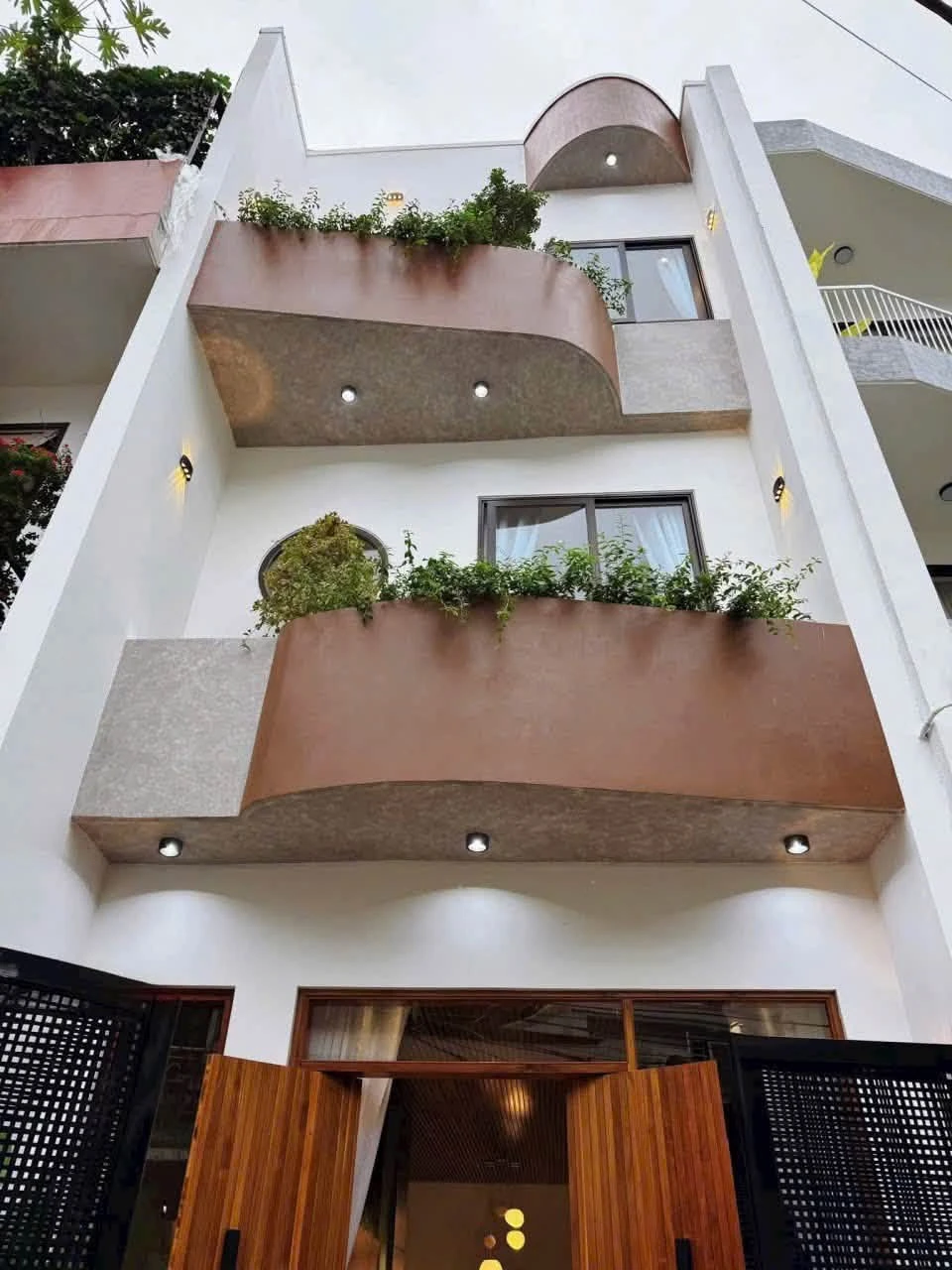 Bán nhà 3 tầng 51m2 kiệt Điện Biên Phủ, trung tâm Đà Nẵng, giá 4,79 tỷ - Ảnh 1
