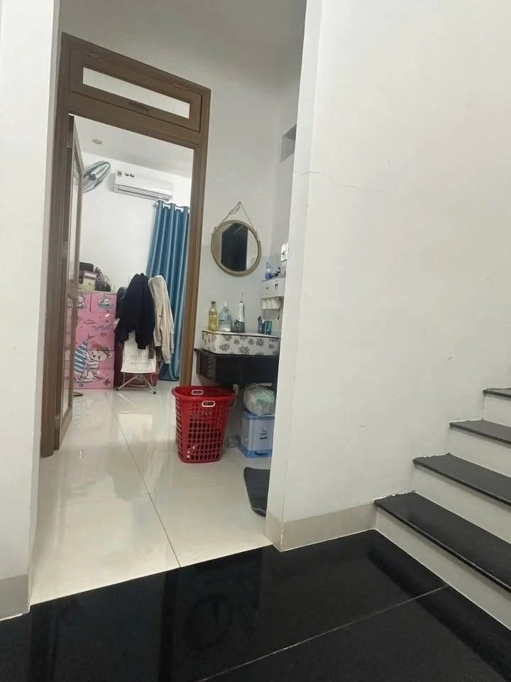 Bán nhà 3 tầng 3 phòng ngủ 41.2m2 Hoàng Văn Thụ 3.1 tỷ - Ảnh thu nhỏ 4
