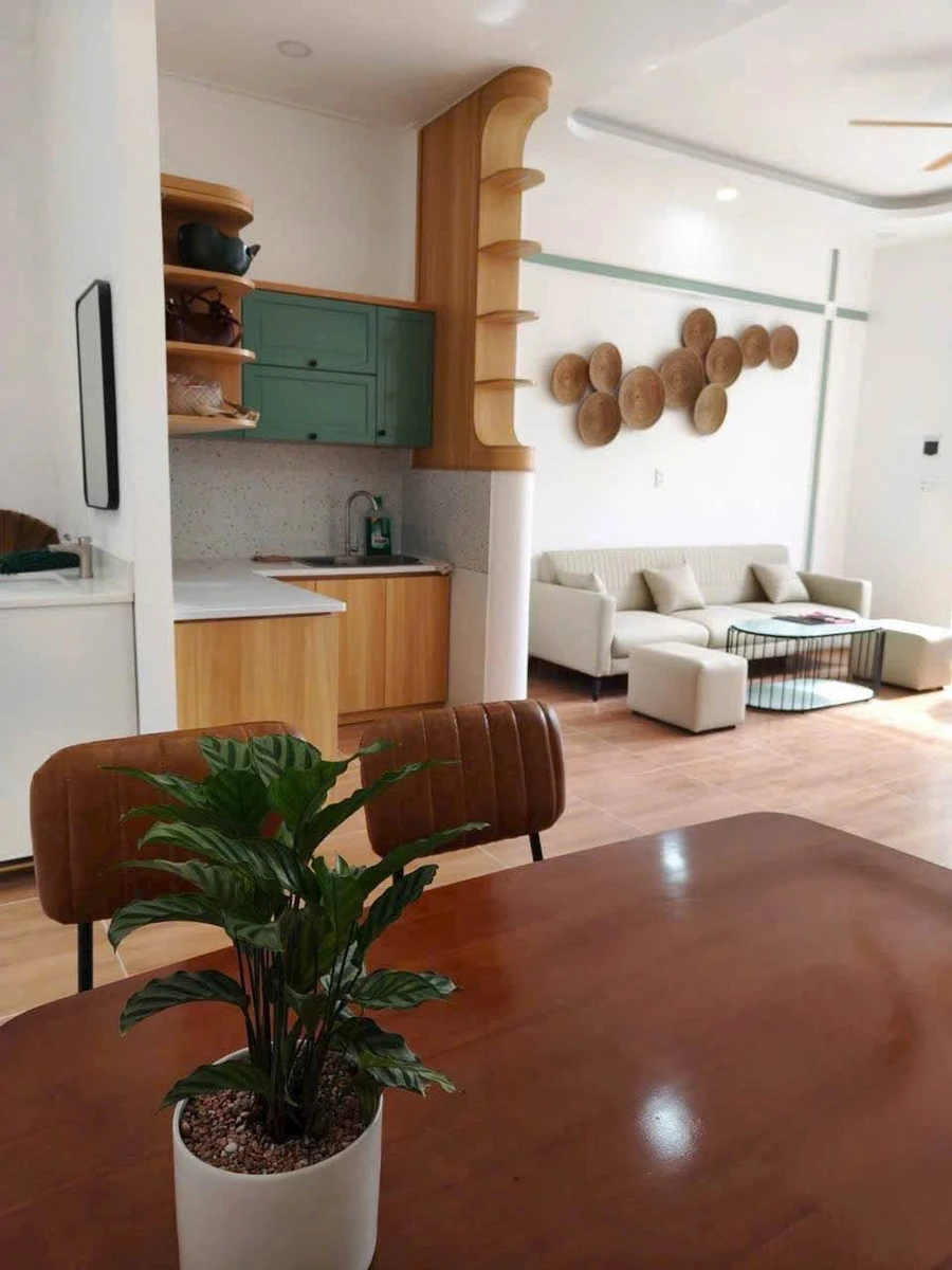 Bán nhà 1 trệt 1 lầu 96m2 trung tâm Phan Thiết 2.45 tỷ - Ảnh thu nhỏ 2