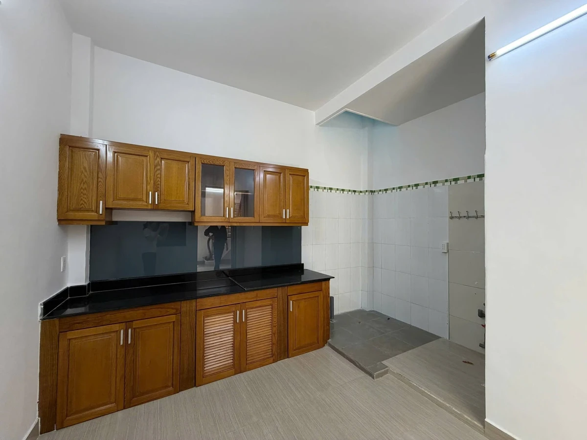 Bán nhà góc 1 trệt 1 lầu 42m² đường Phan Đình Phùng, giá 6,6 tỷ, hẻm xe hơi - Ảnh thu nhỏ 3