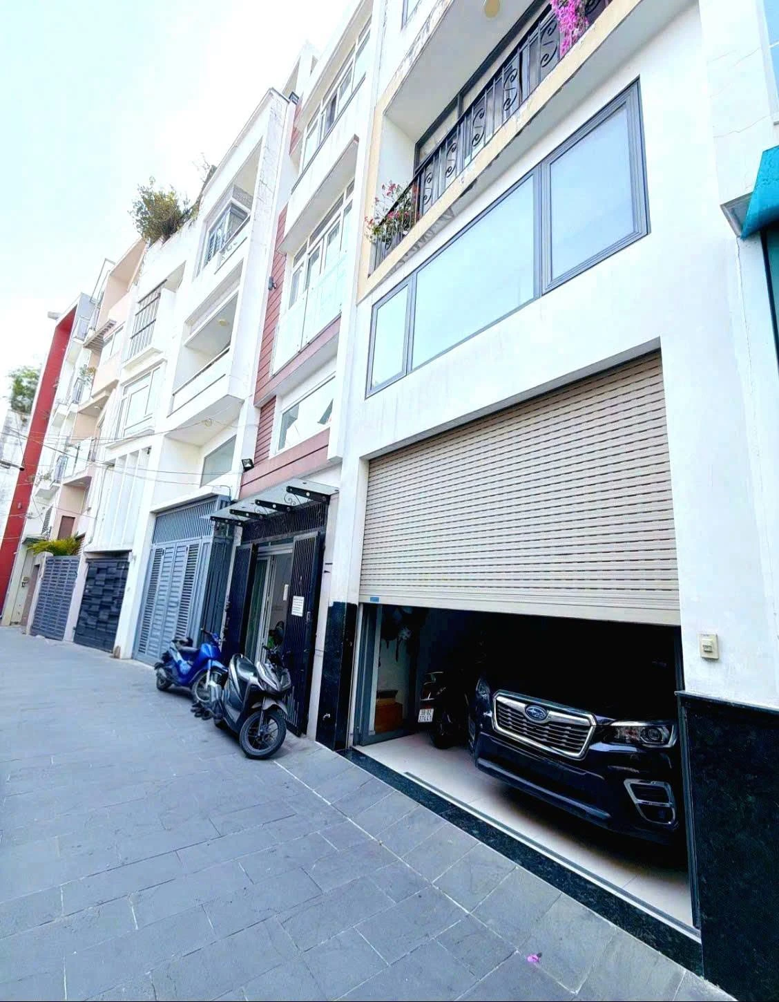 Bán nhà 4 phòng ngủ 55m² Phan Đăng Lưu, Bình Thạnh 11 tỷ - Ảnh 1