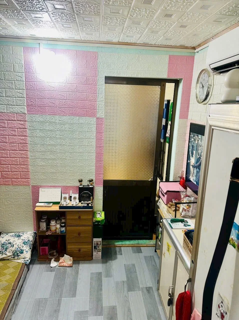 Bán nhà hẻm ô tô 50m² 2PN 1 tỷ 750 Quận 1 - Ảnh 1