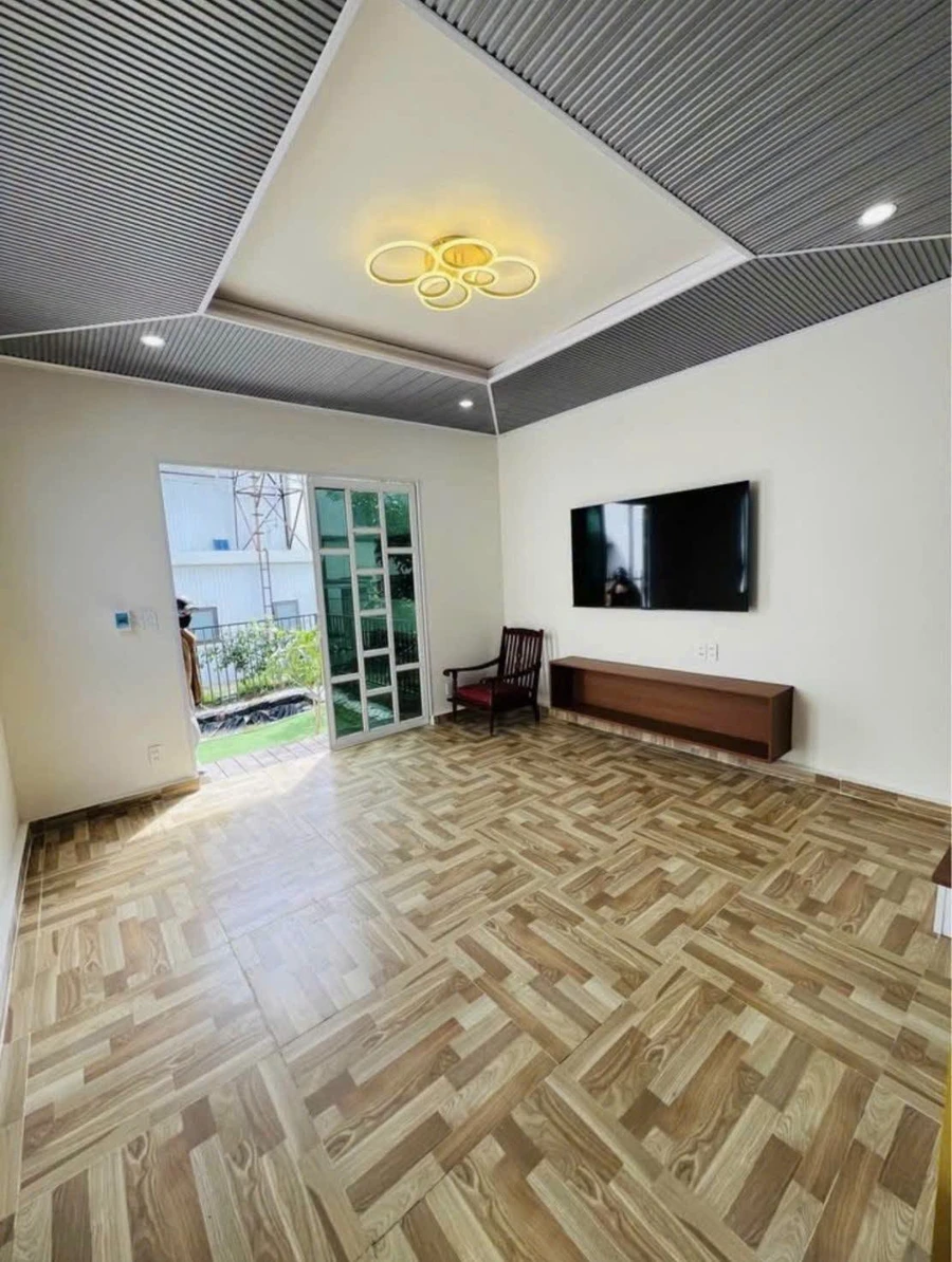Bán nhà sân vườn 2 tầng 104m2, 4 phòng ngủ đường Tô Hiệu, Phường 7, Đà Lạt - Ảnh thu nhỏ 4