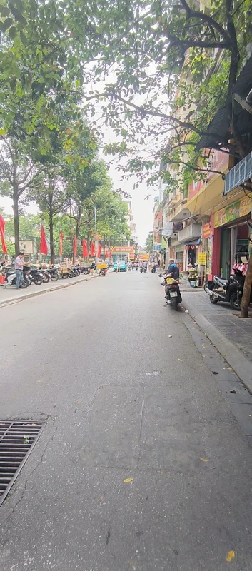 Bán nhà 5 tầng Tân Mai 27m² 5,6 tỷ