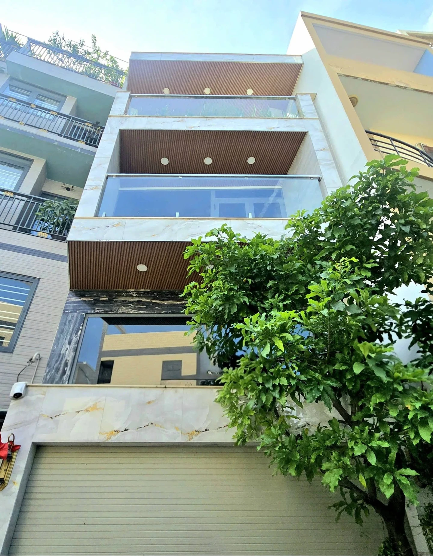Bán nhà mặt tiền 4 phòng ngủ 86.8m² Bình Thạnh 16.8 tỷ - Ảnh 1