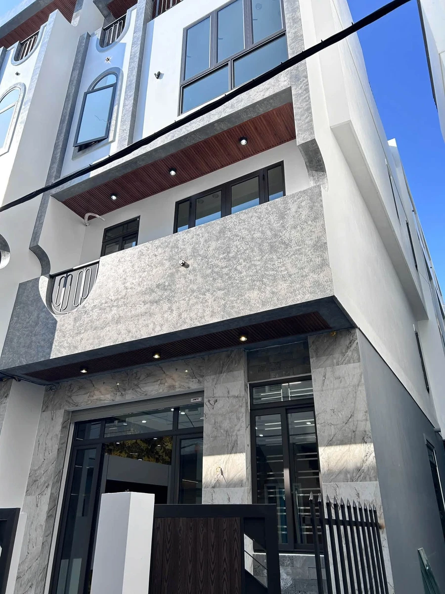 Bán nhà phố cao cấp 50m² 4 tầng Ngô Gia Tự - Ảnh 1