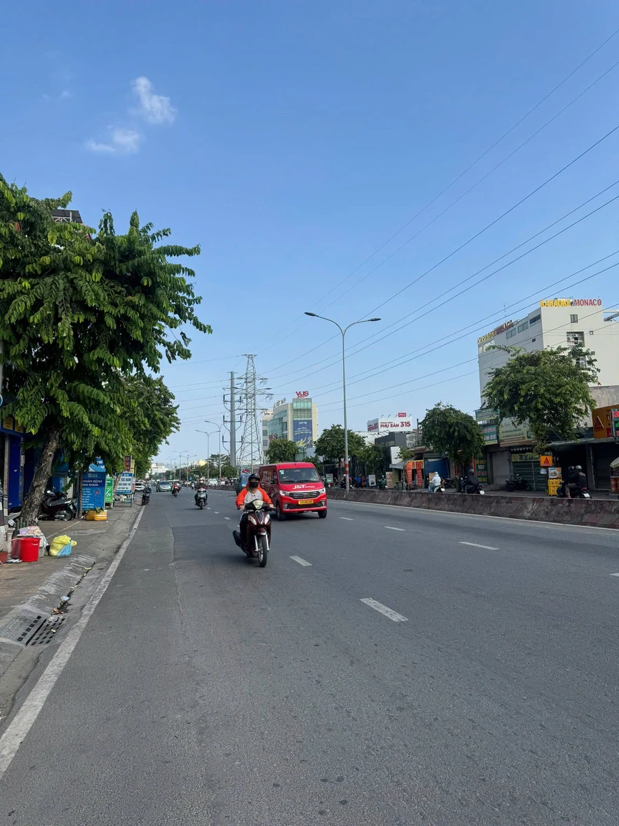 Bán nhà mặt tiền kinh doanh 150m² Lê Trọng Tấn Tân Phú, 29 tỷ - Ảnh thu nhỏ 3