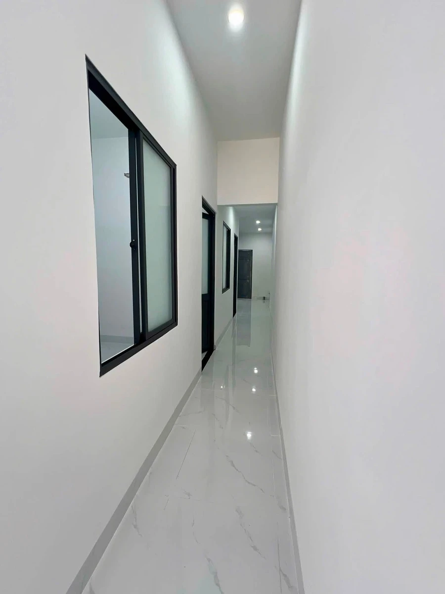 Bán nhà cấp 4 2 phòng ngủ 54m2 Quảng Ngãi 1,1 tỷ - Ảnh thu nhỏ 3