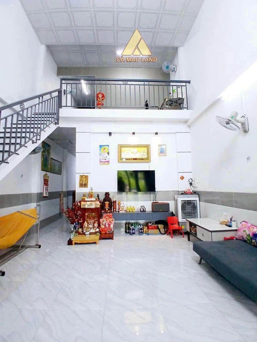 Bán nhà 1 trệt 1 lửng 3 PN 95m², Ngô Quyền, Cà Mau - Ảnh 1