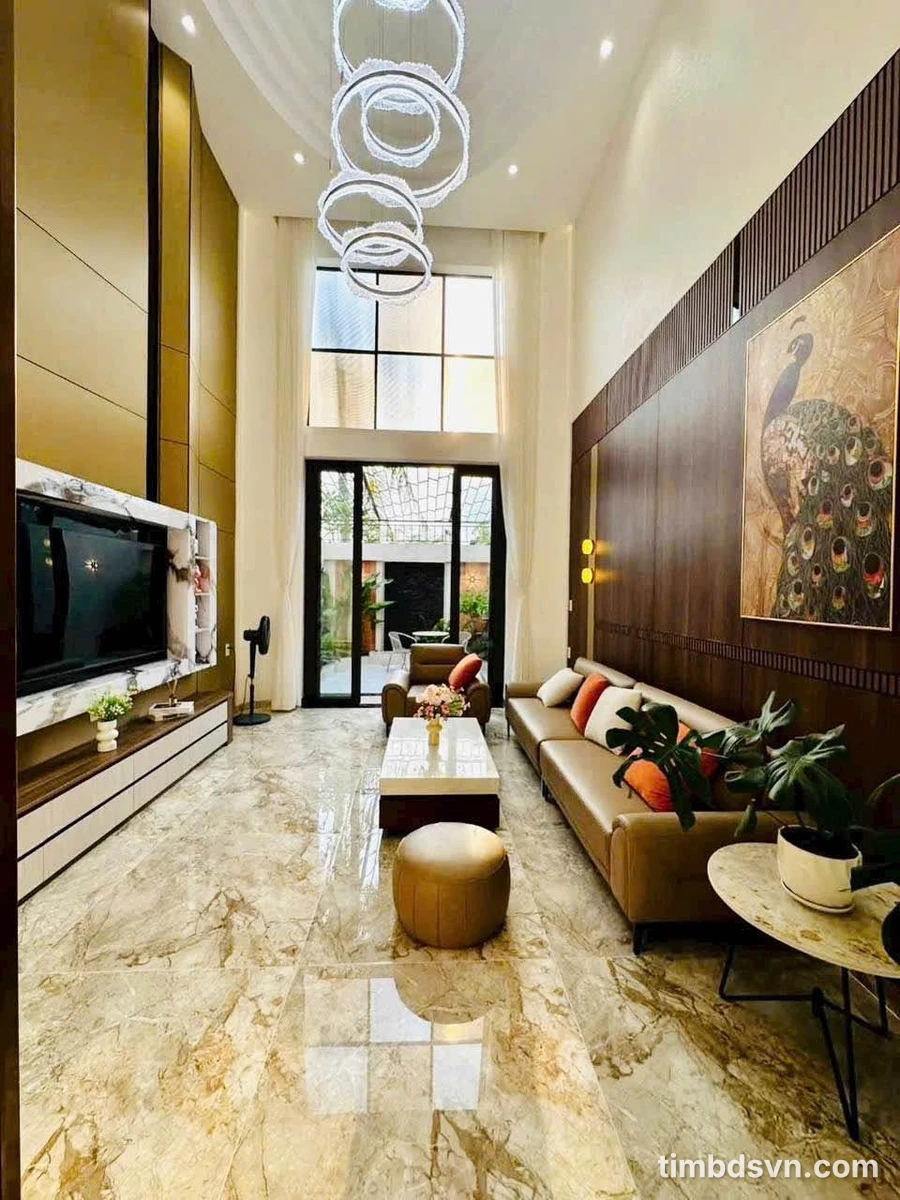 Bán nhà phố thang máy 350m2, 5PN, 7WC ngã tư Ga Quận 12 - Ảnh thu nhỏ 2