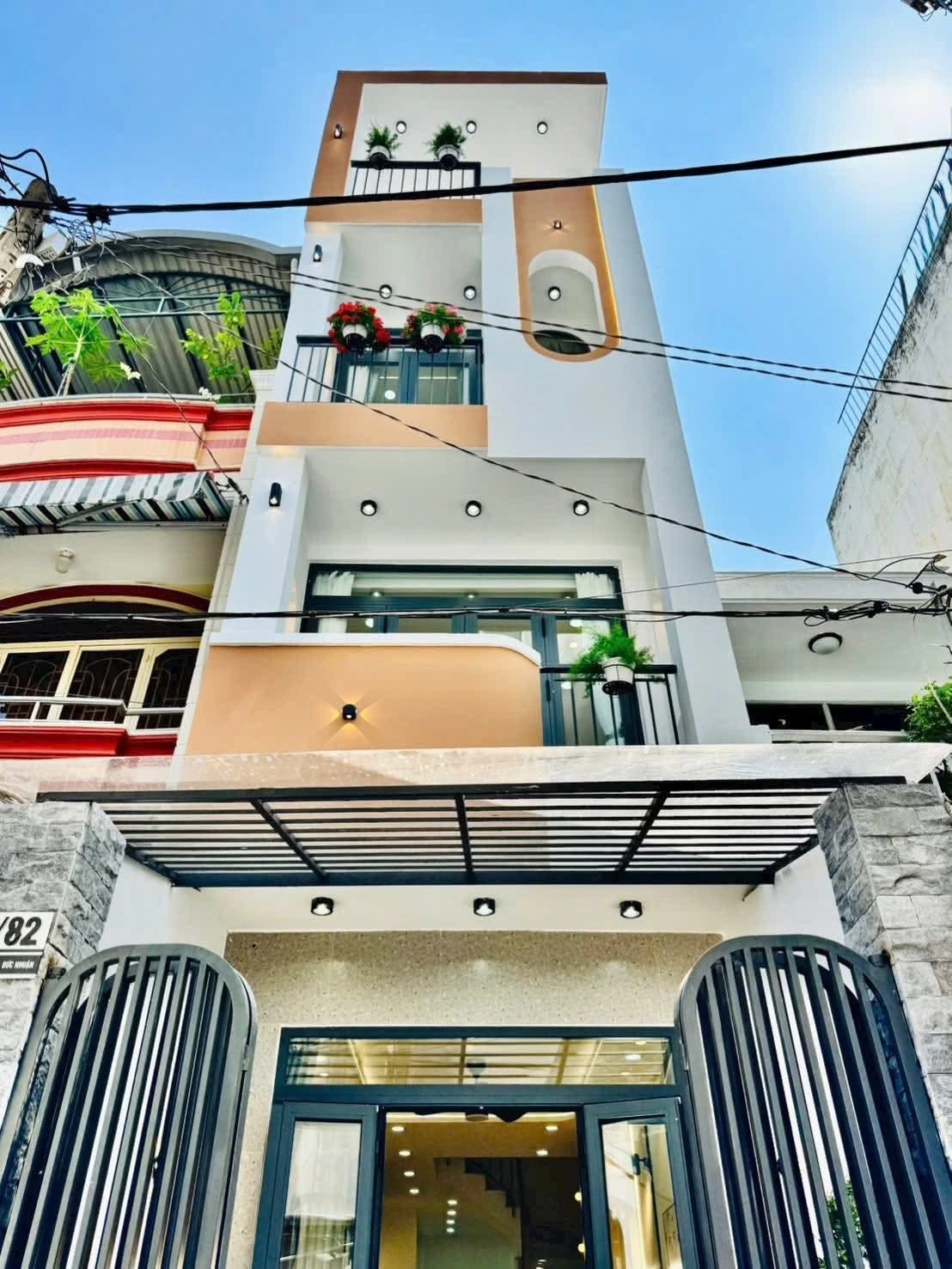 Bán nhà phố 46m2 4 tầng full nội thất Phú Nhuận - Ảnh 1