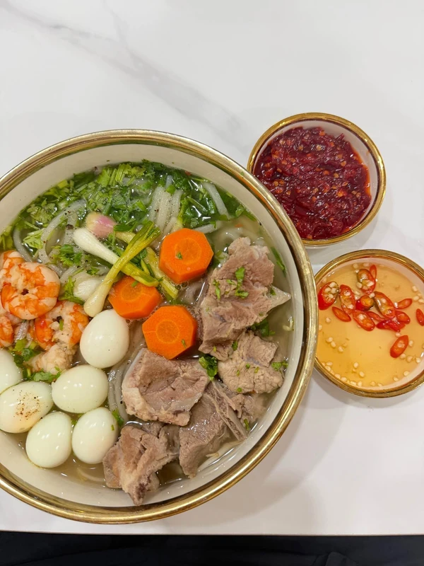 Bán nhà mặt tiền Trần Hưng Đạo Quy Nhơn 50m²