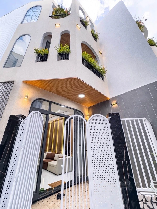 Nhà 3 tầng 60m2 mới, Hải Châu, Đà Nẵng, 6 tỷ