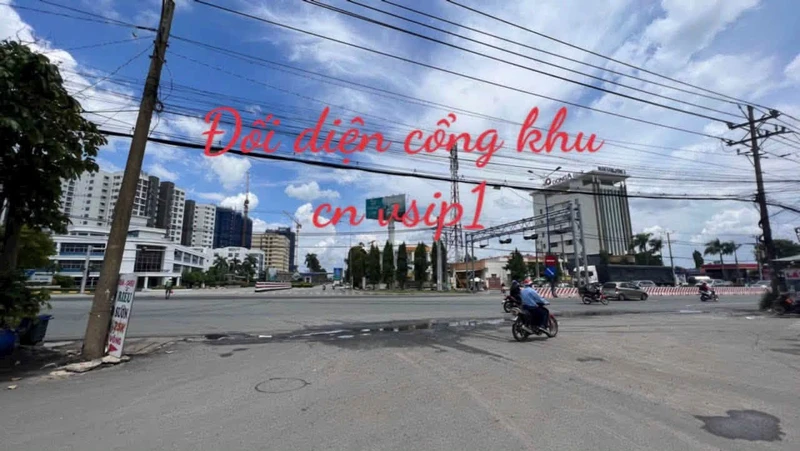 Bán 2 nền liền kề Lái Thiêu Bình Dương 70m2 giá 2 tỷ