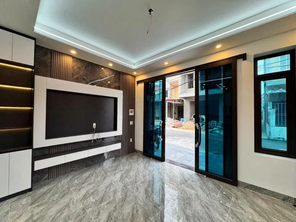 Bán nhà 4 tầng mặt đường 40m² gần chợ Hương, Hưng Đạo, Dương Kinh, Hải Phòng - Ảnh thu nhỏ 5