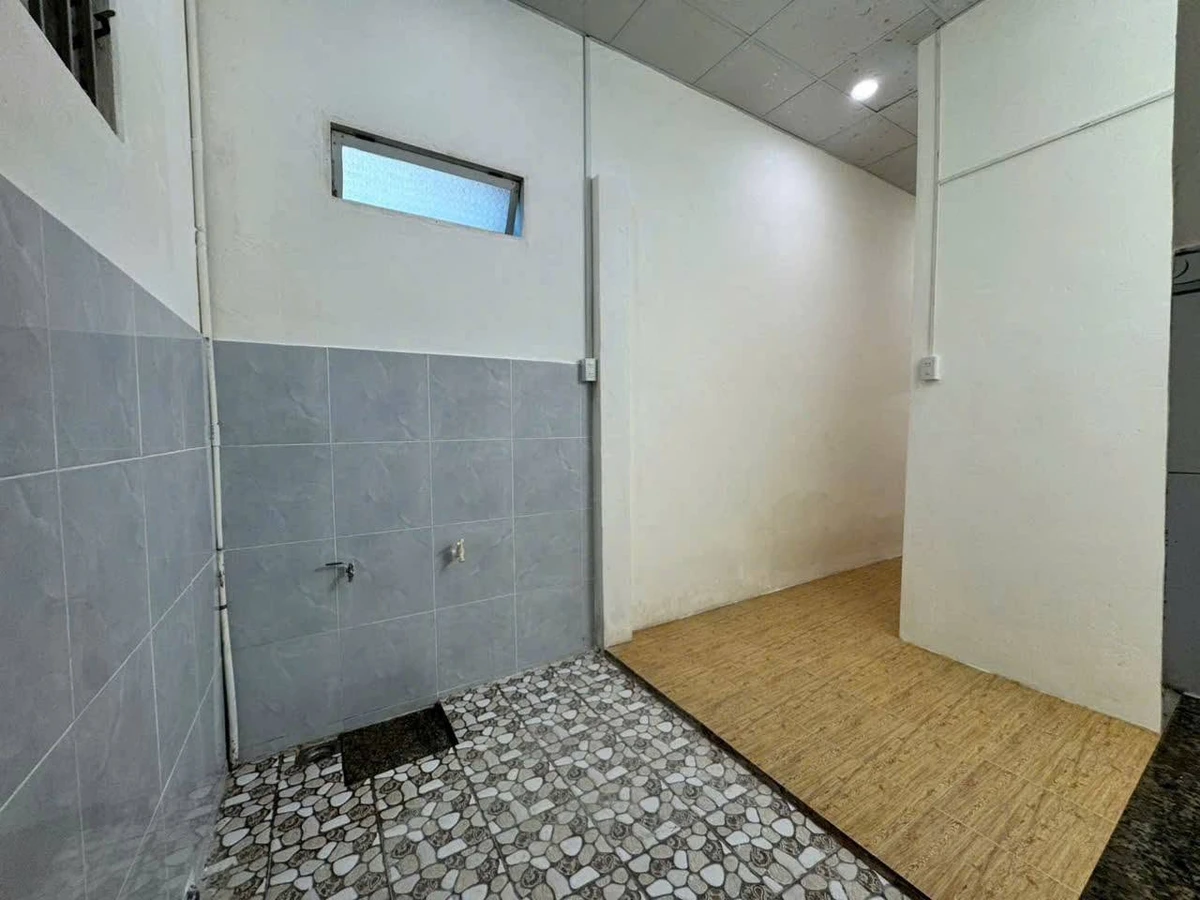 Bán nhà cấp 4 hẻm Hoàng Diệu, Vĩnh Nguyên, Nha Trang 51,8m² giá 3,5 tỷ - Ảnh thu nhỏ 3