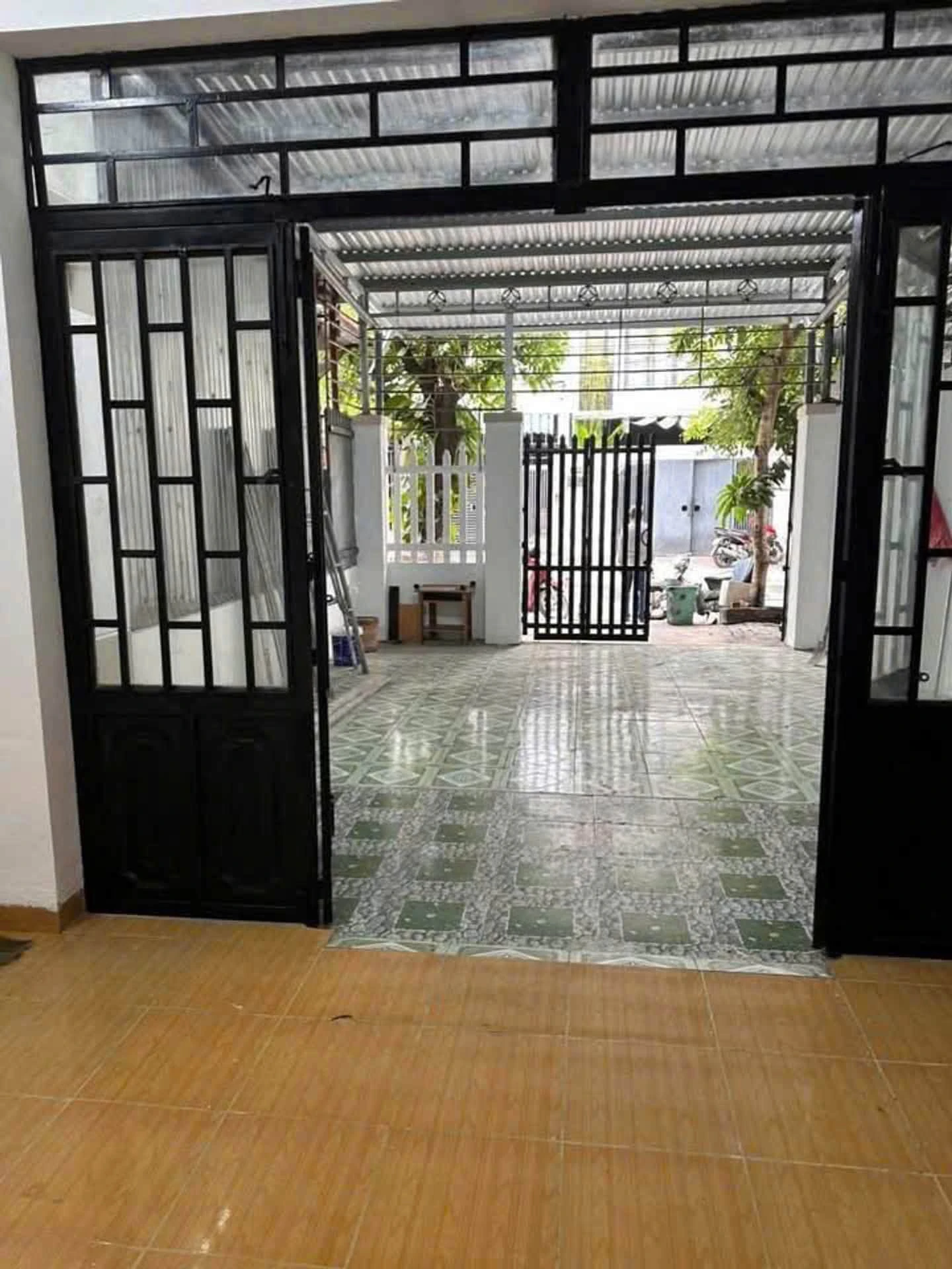 Bán nhà mặt tiền Nguyễn Văn Cừ 100m² 5,1 tỷ Bình Tân - Ảnh 1
