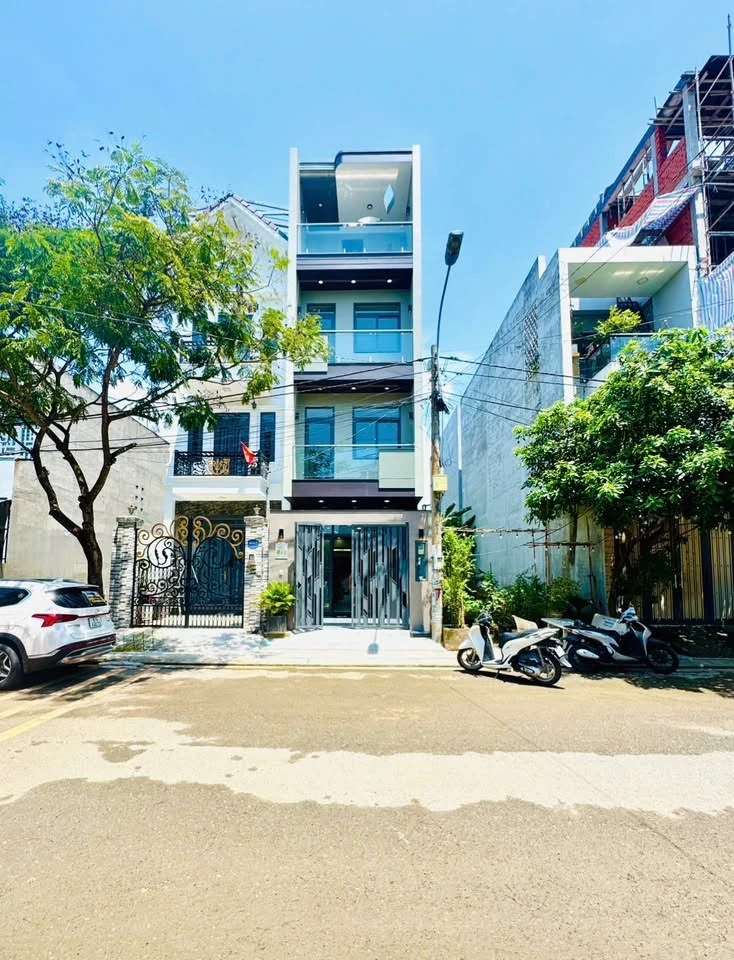 Bán nhà 4 tầng 177m² Long Trường Q.9 gần Cầu Ông Nhiêu - Ảnh thu nhỏ 2