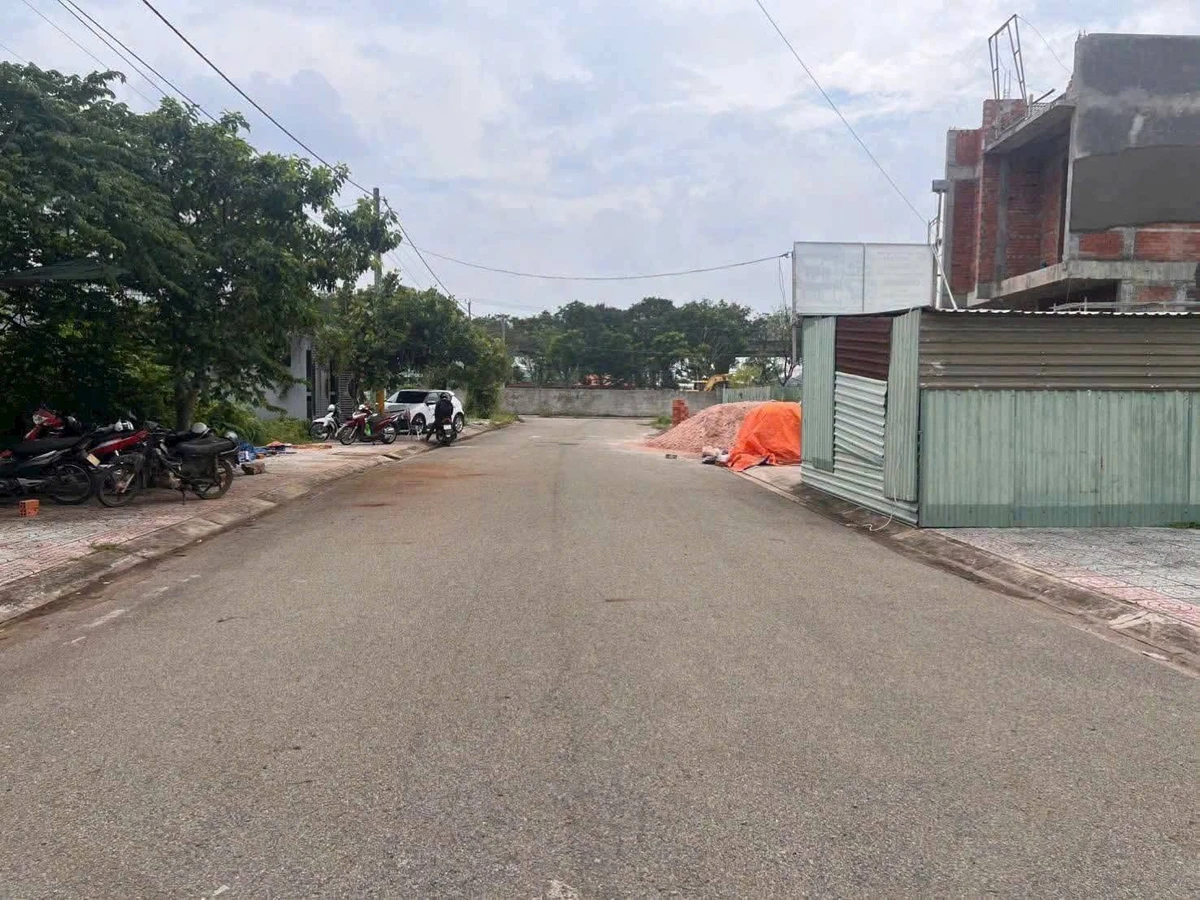 Bán lô đất biệt thự 126m2 KDC Hòa Long, phường Tam Long (Bà Rịa cũ), giá 2,3 tỷ - Ảnh 1