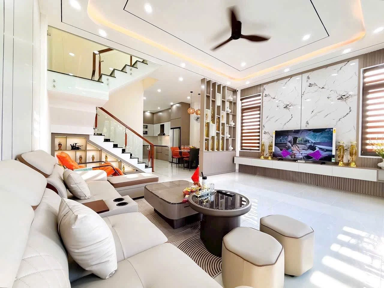 Bán nhà mặt tiền 2 mặt Bình Tân 120m² 4 tỷ 200 triệu - Ảnh 1