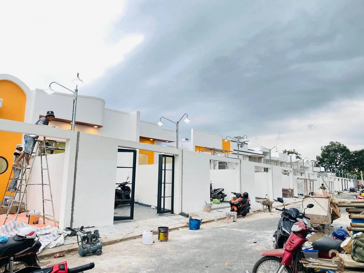 Bán nhà cấp 4 Phường Long Khánh 100m² 3 phòng ngủ 1 tỷ 250 triệu - Ảnh thu nhỏ 2