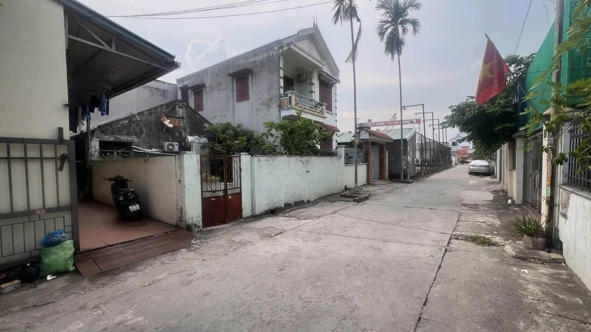 Bán nhà 2 tầng 185,8m² Ba Lan Giếng Đáy Hạ Long - Ảnh 1