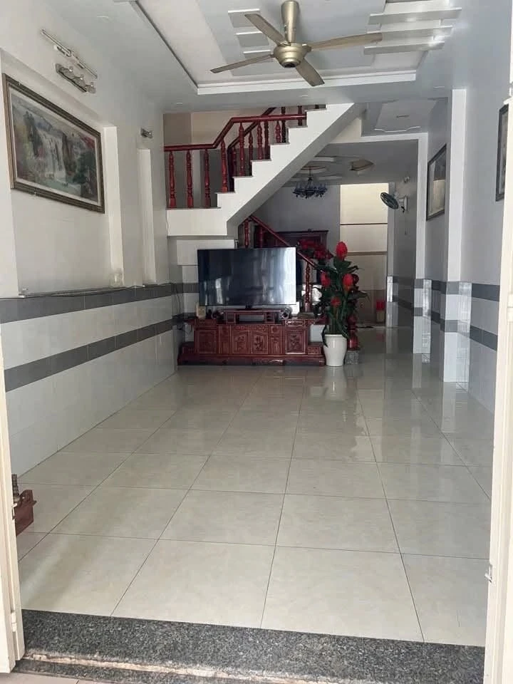 Bán nhà 64m2, 3 tầng, Lâm Thị Hổ, Q.12, 5,8 tỷ - Ảnh thu nhỏ 2