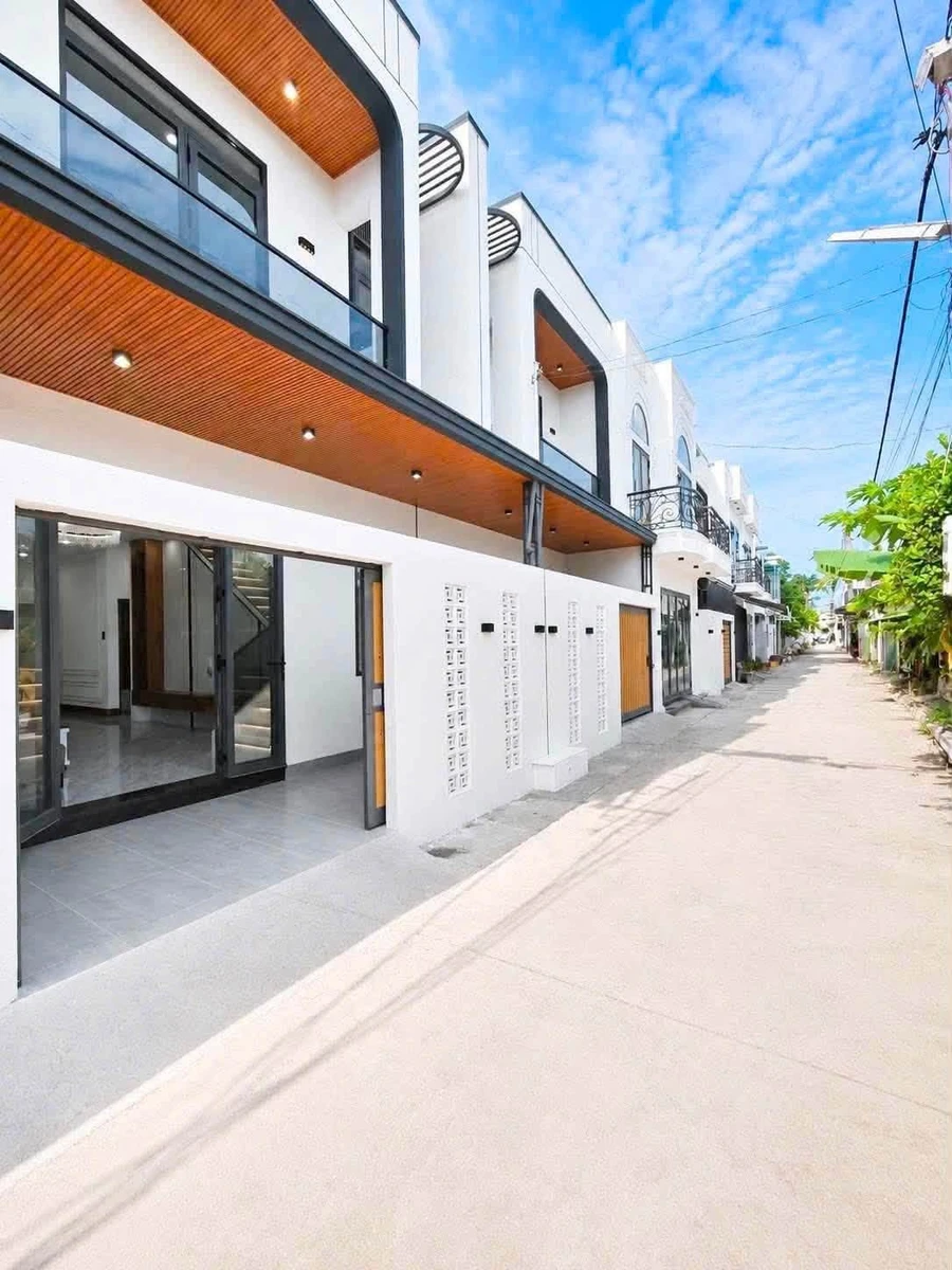 Bán nhà 1 trệt 1 lầu 60.5m² 2PN Quận 3 giá 1 tỷ 790 - Ảnh thu nhỏ 2