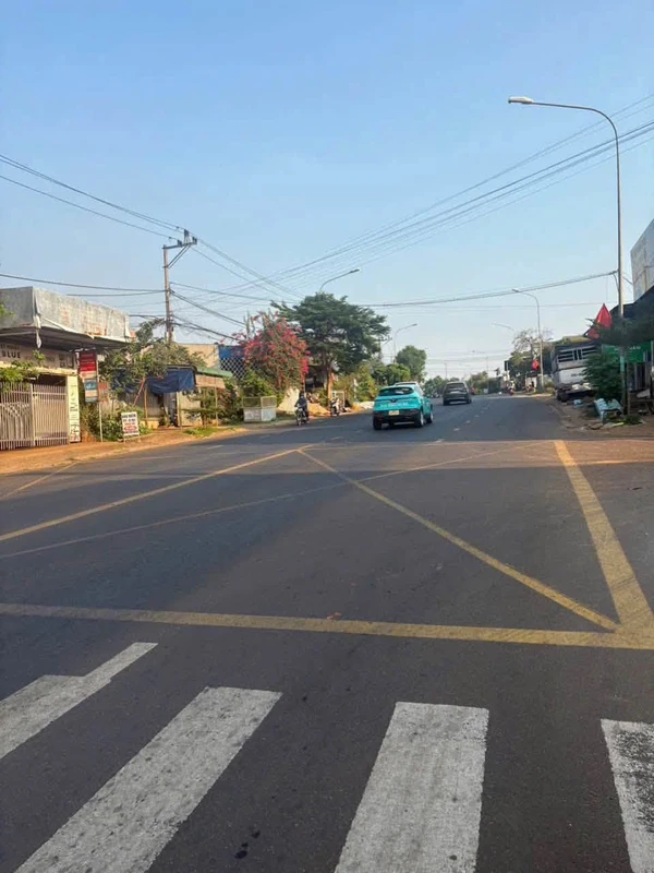 Bán lô mặt tiền TL8 320m² gần KCN Tân An, Bình Dương