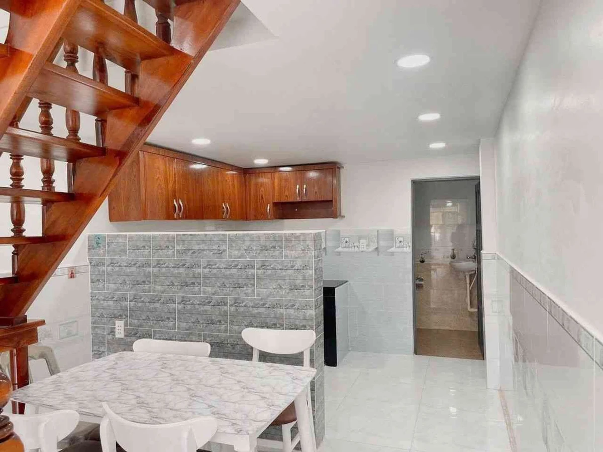 Bán nhà 2 tầng 2 phòng ngủ 41.7 m² Quận 7 - 2.85 tỷ - Ảnh thu nhỏ 2
