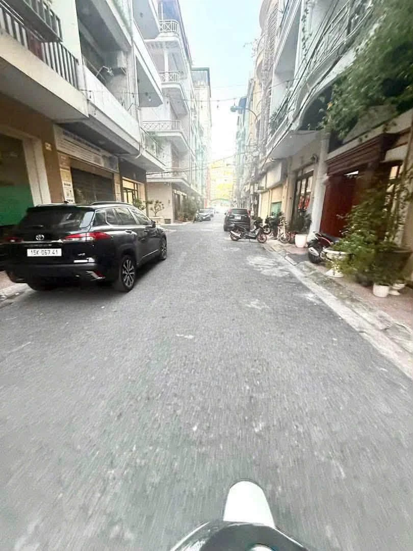 Bán nhà 4 tầng 65m2 khu phân lô Tô Hiệu 9 tỷ - Ảnh 1