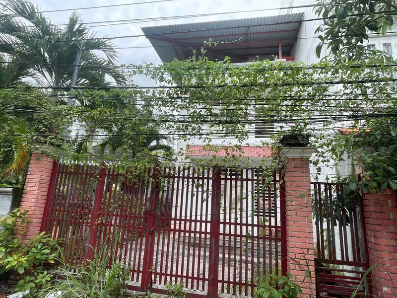 Bán nhà hẻm Tây Cửa Lấp 138m² gần biển Nha Trang
